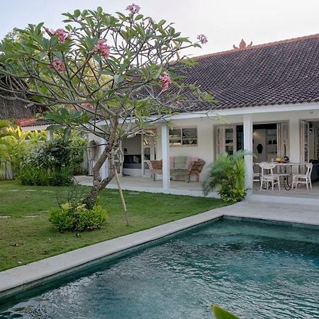 Villa Tom & Lucie Bingin Beach Uluwatu  Exterior photo